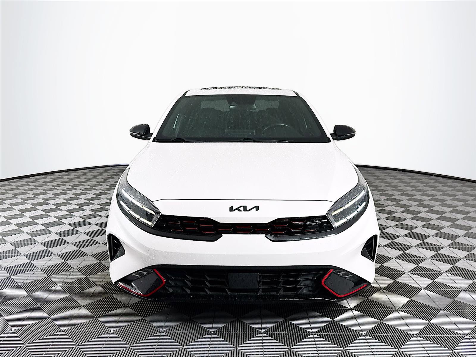 2022 Kia Forte GT photo 2