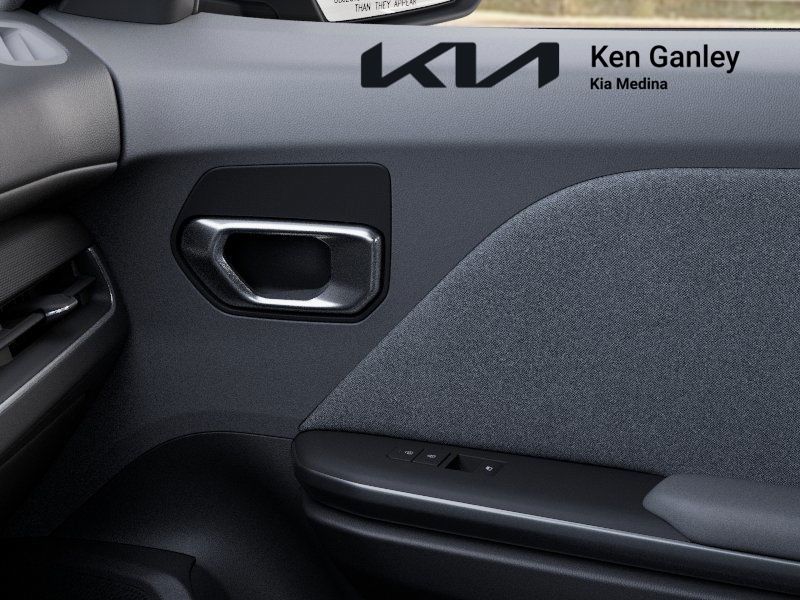 2025 Kia K4 EX photo 22
