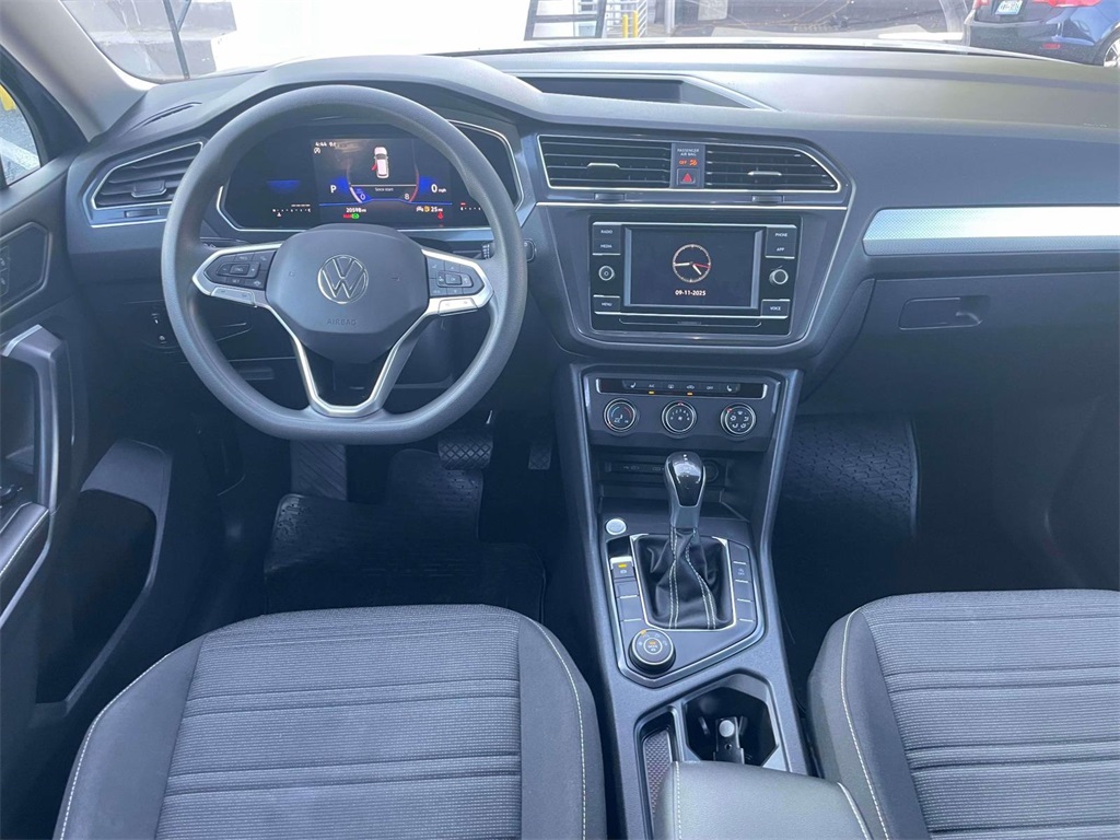 2022 Volkswagen Tiguan S photo 10