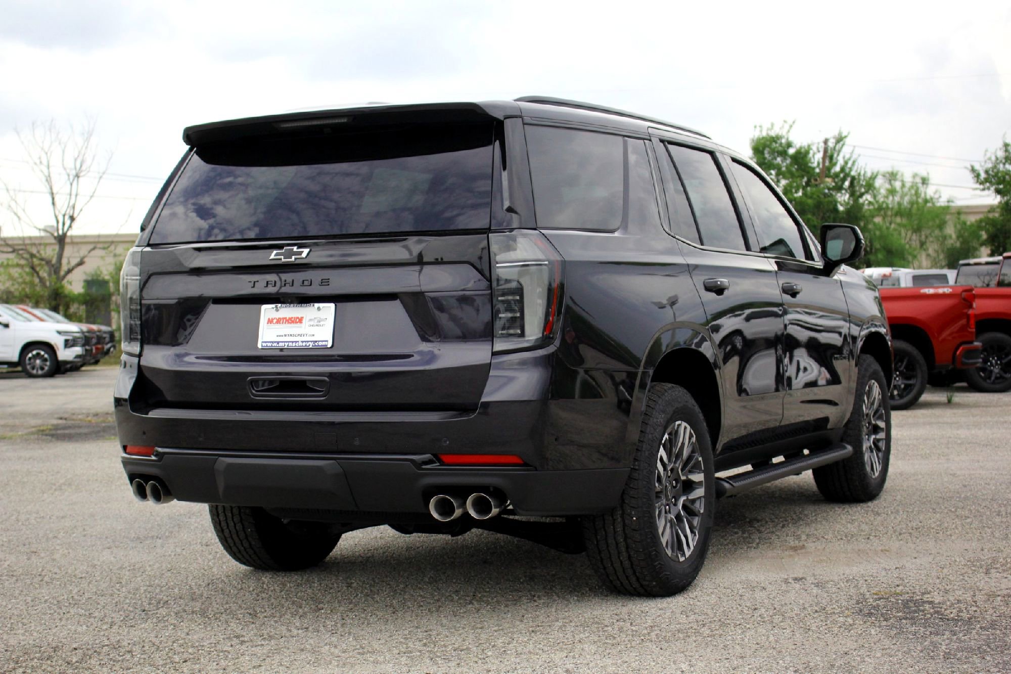 2025 Chevrolet Tahoe Z71 photo 5