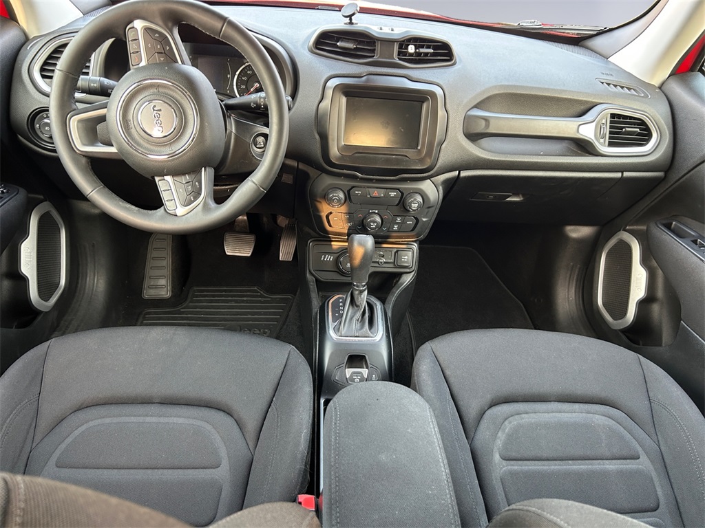 2018 Jeep Renegade Latitude North Edition photo 12