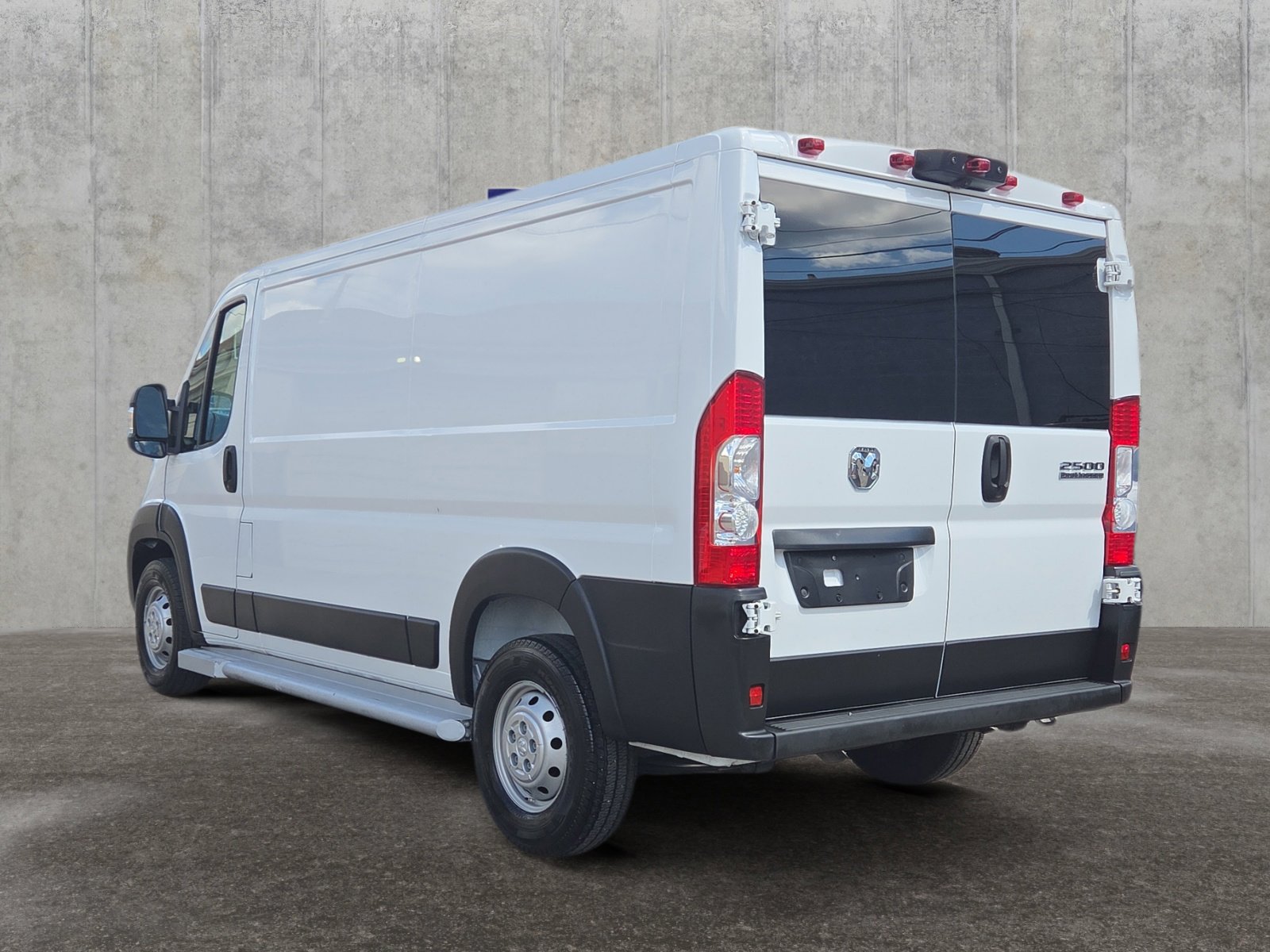 2023 Ram ProMaster 2500 Base photo 2