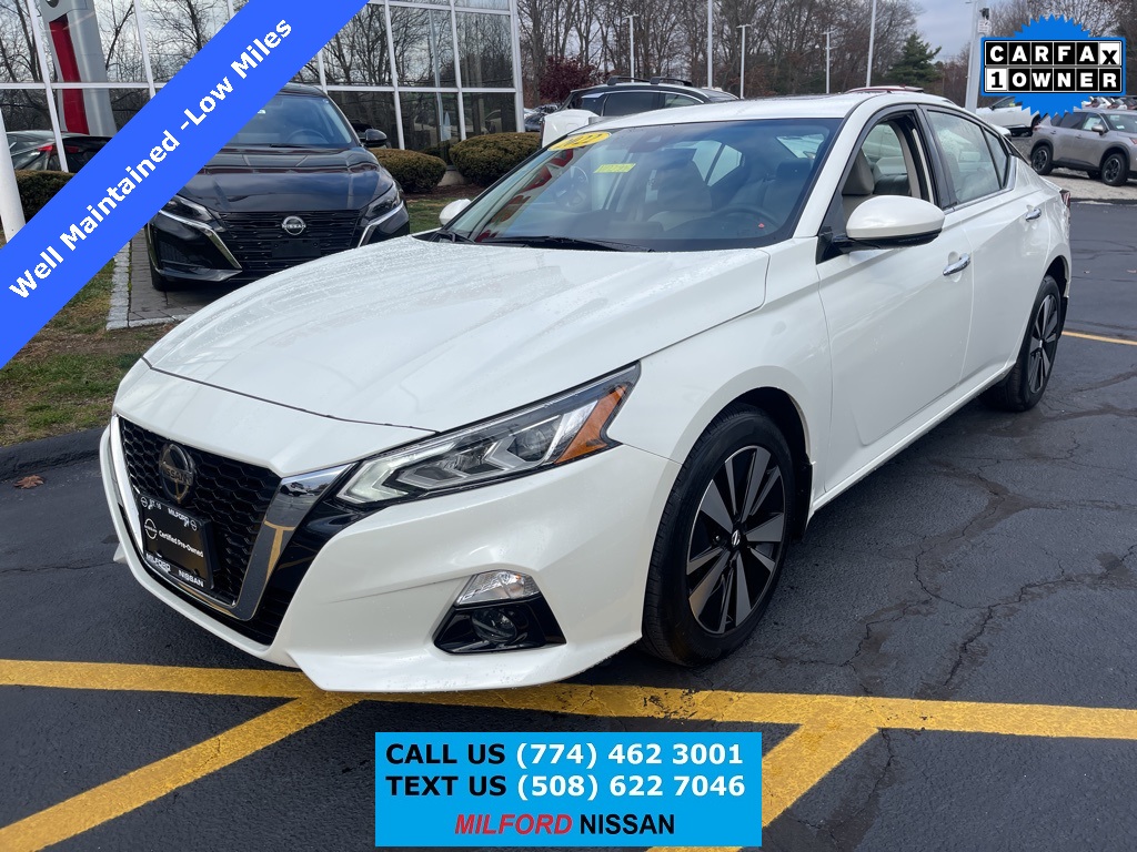 2022 Nissan Altima SL's photo