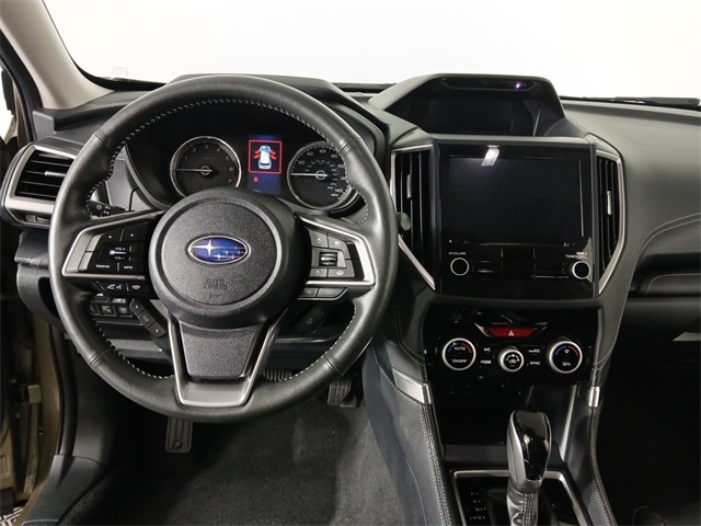 2023 Subaru Forester Touring photo 9