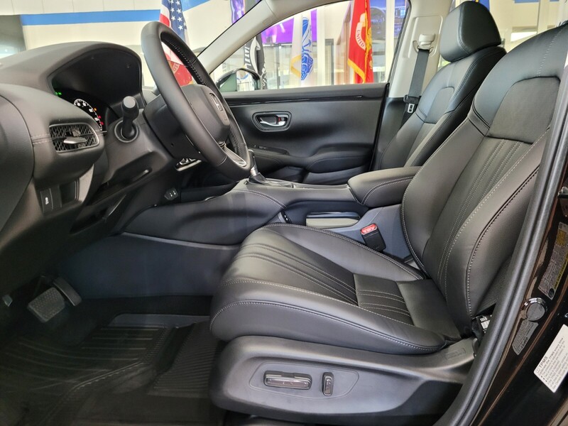 2026 Honda HR-V EX-L photo 6