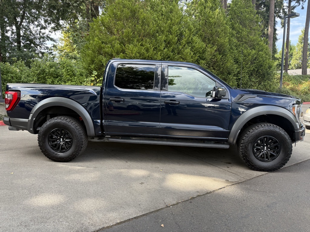 2023 Ford F-150 Raptor photo 16