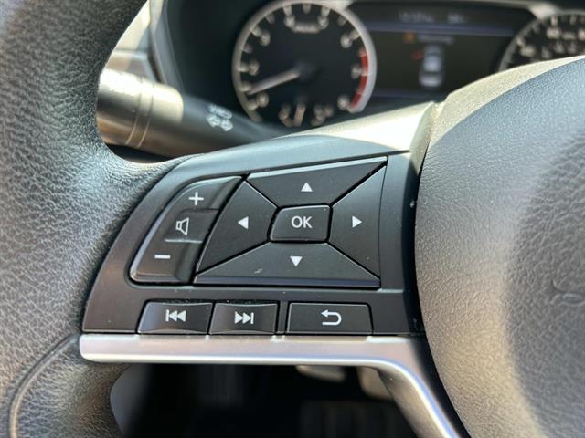2023 Nissan Altima 2.5 SV photo 27