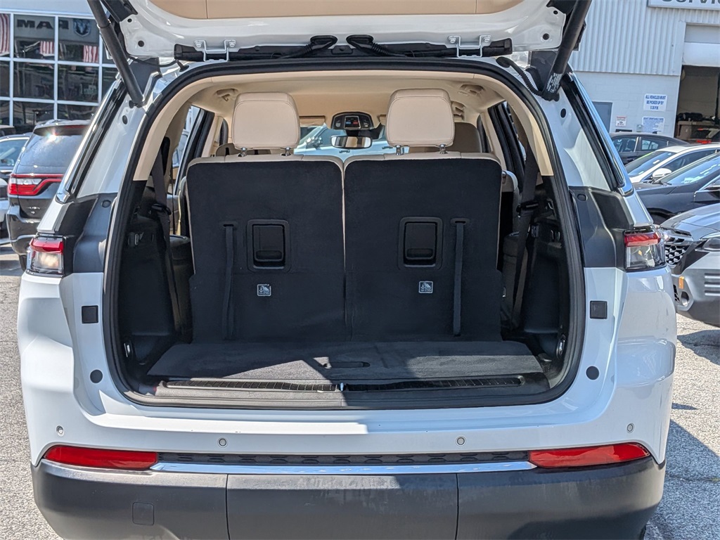 2022 Jeep Grand Cherokee Limited photo 7