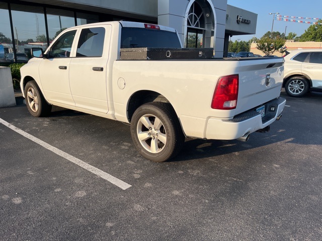 2015 Ram 1500 Tradesman Express photo 3