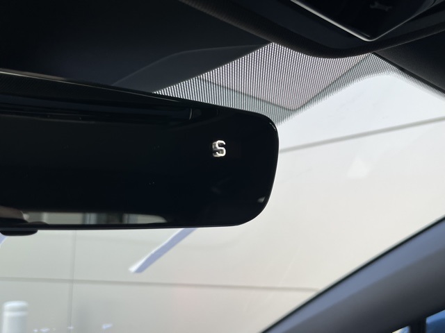 2025 Volkswagen ID.4 Pro Plus photo 45