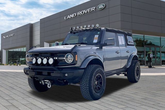 2023 Ford Bronco 4-Door Outer Banks's photo