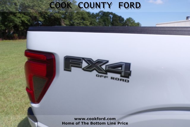 2025 Ford F-150 XLT photo 9