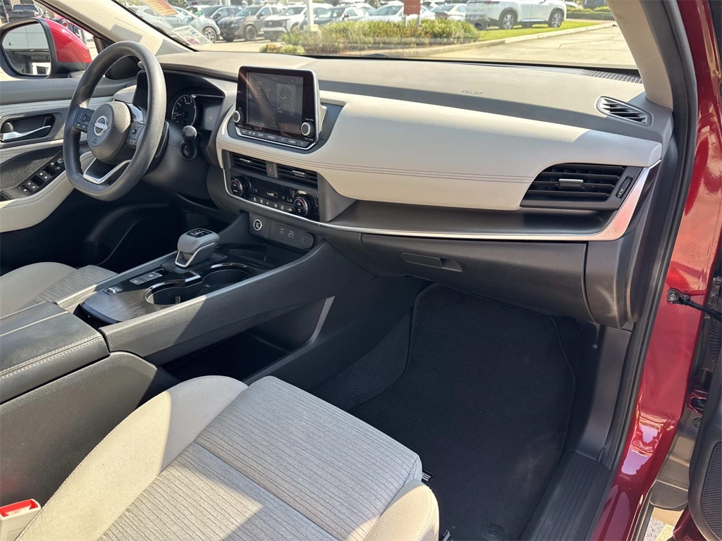 2023 Nissan Rogue SV photo 8