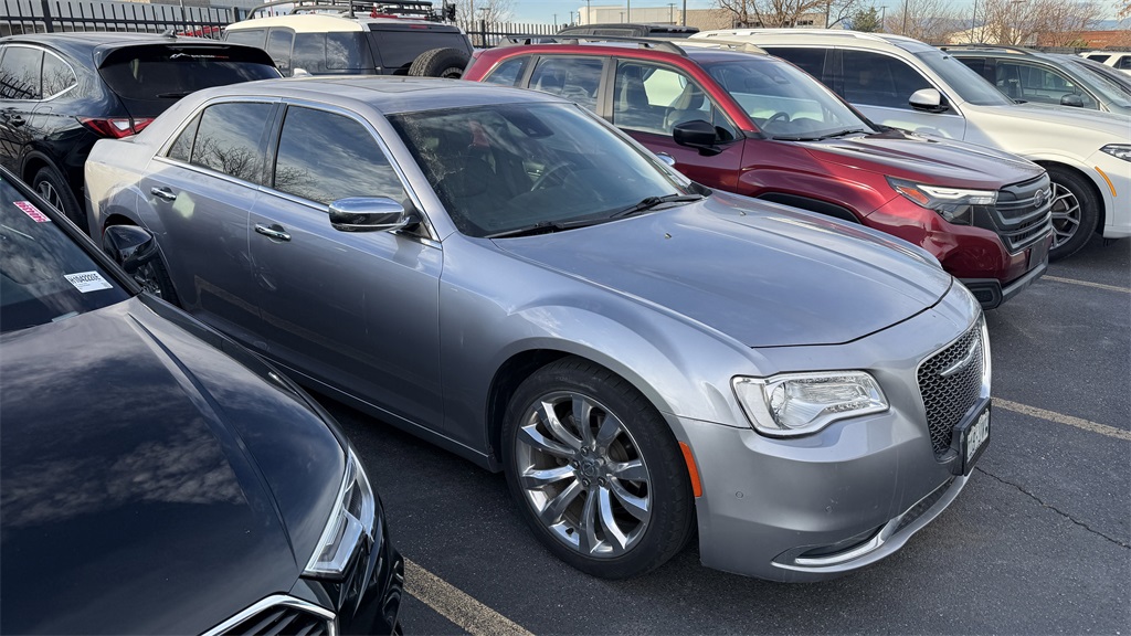 2015 Chrysler 300 C's photo