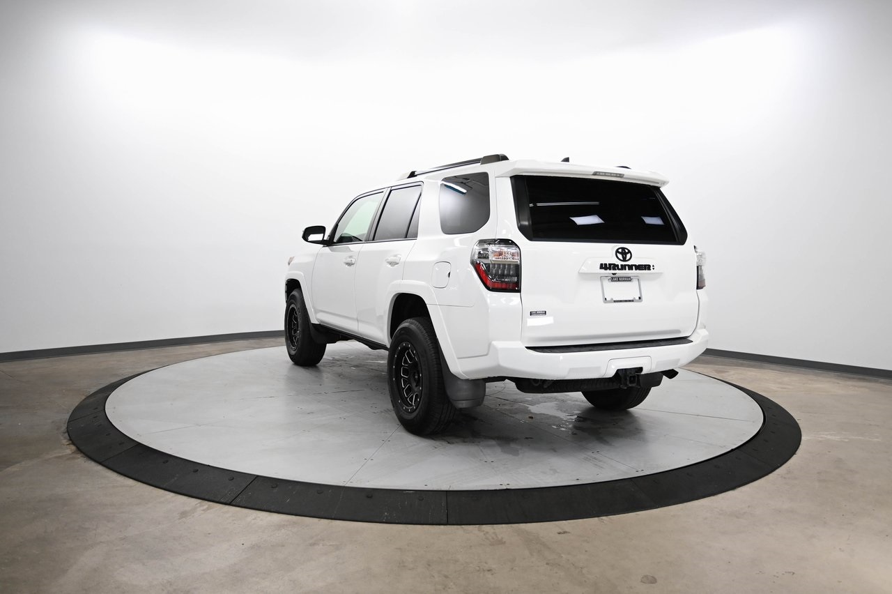 2022 Toyota 4Runner Trail photo 3