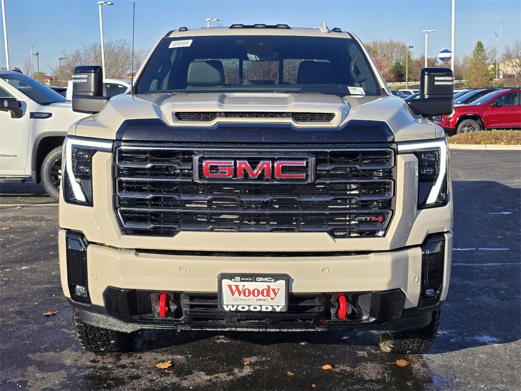 2026 Gmc Sierra 2500 HD AT4 photo 2