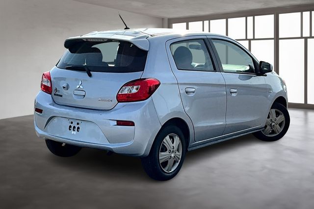 2018 Mitsubishi Mirage ES photo 3