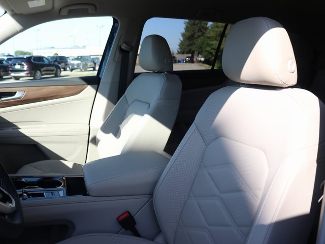 2026 Volkswagen Atlas SE Technology photo 7