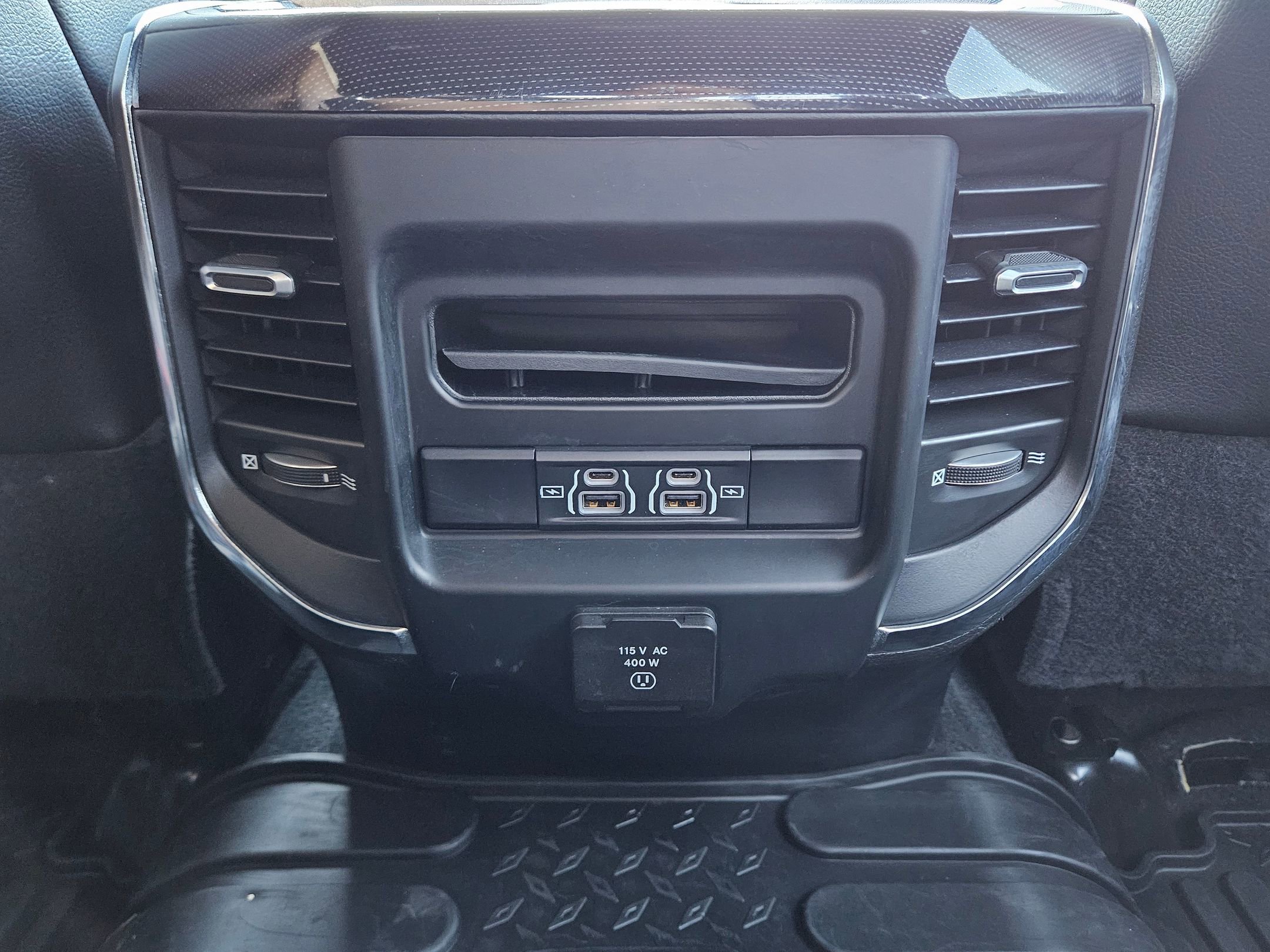 2022 Ram 2500 Laramie photo 26