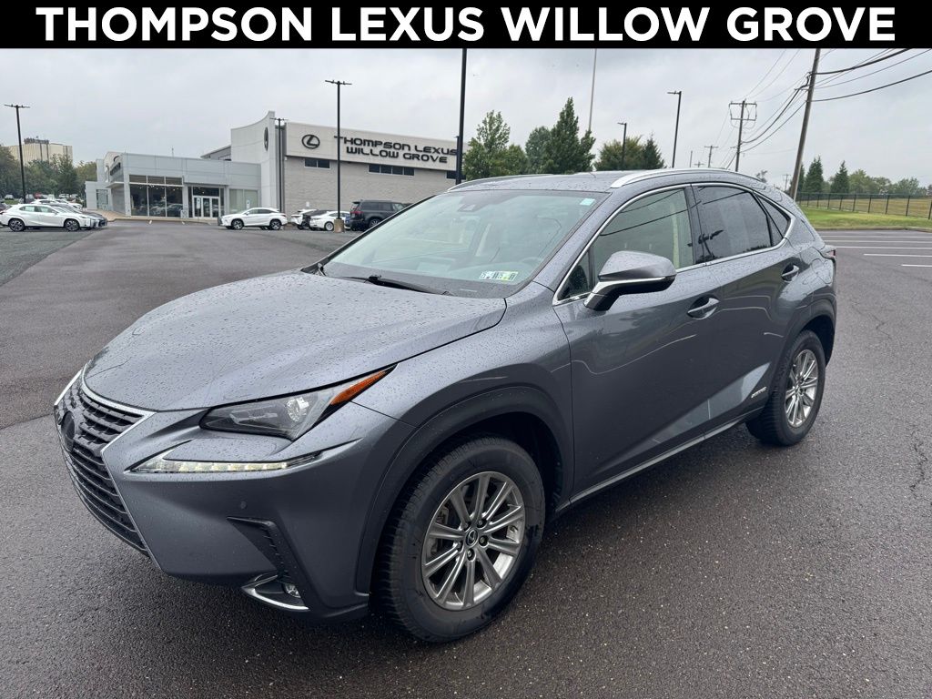 2021 Lexus NX 300h AWD photo 2