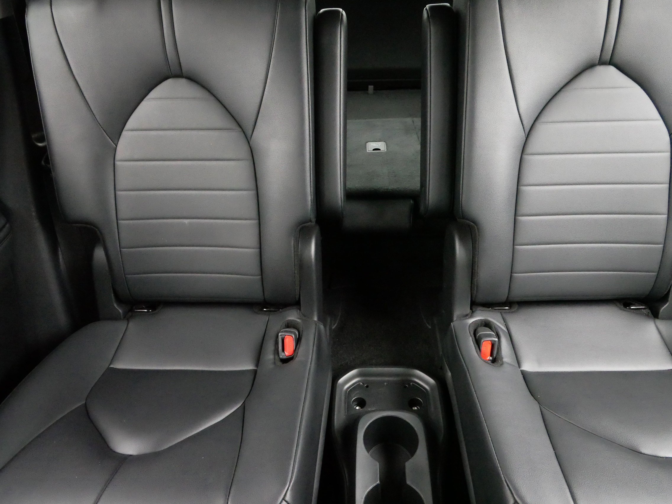 2024 Toyota Highlander XLE photo 10