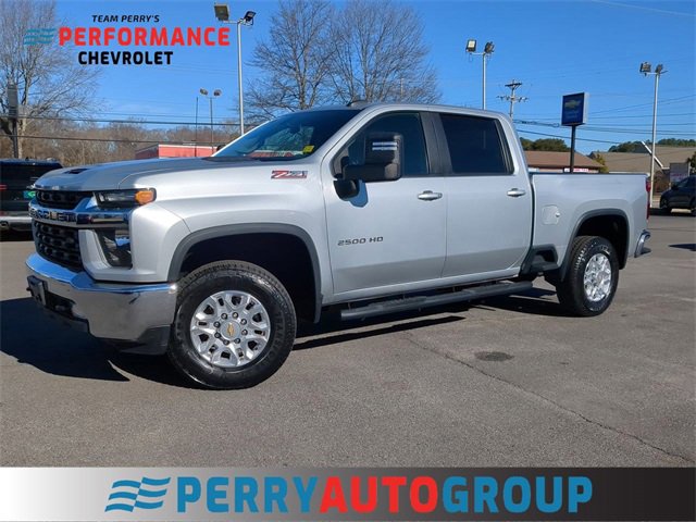 2023 Chevrolet Silverado HD LT's photo