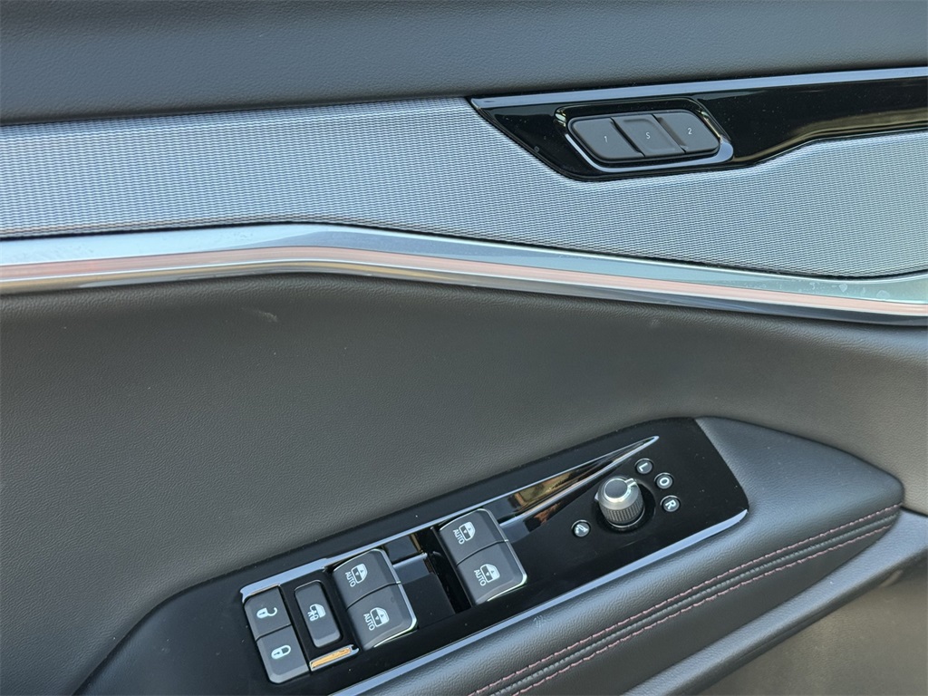 2025 Jeep Wagoneer S Launch Edition photo 16