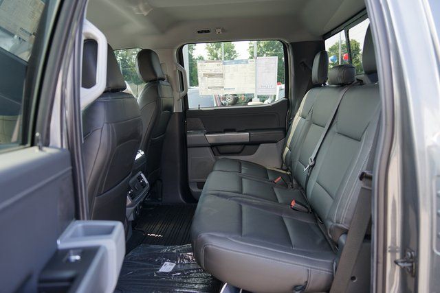 2025 FORD F-150 - Image 30