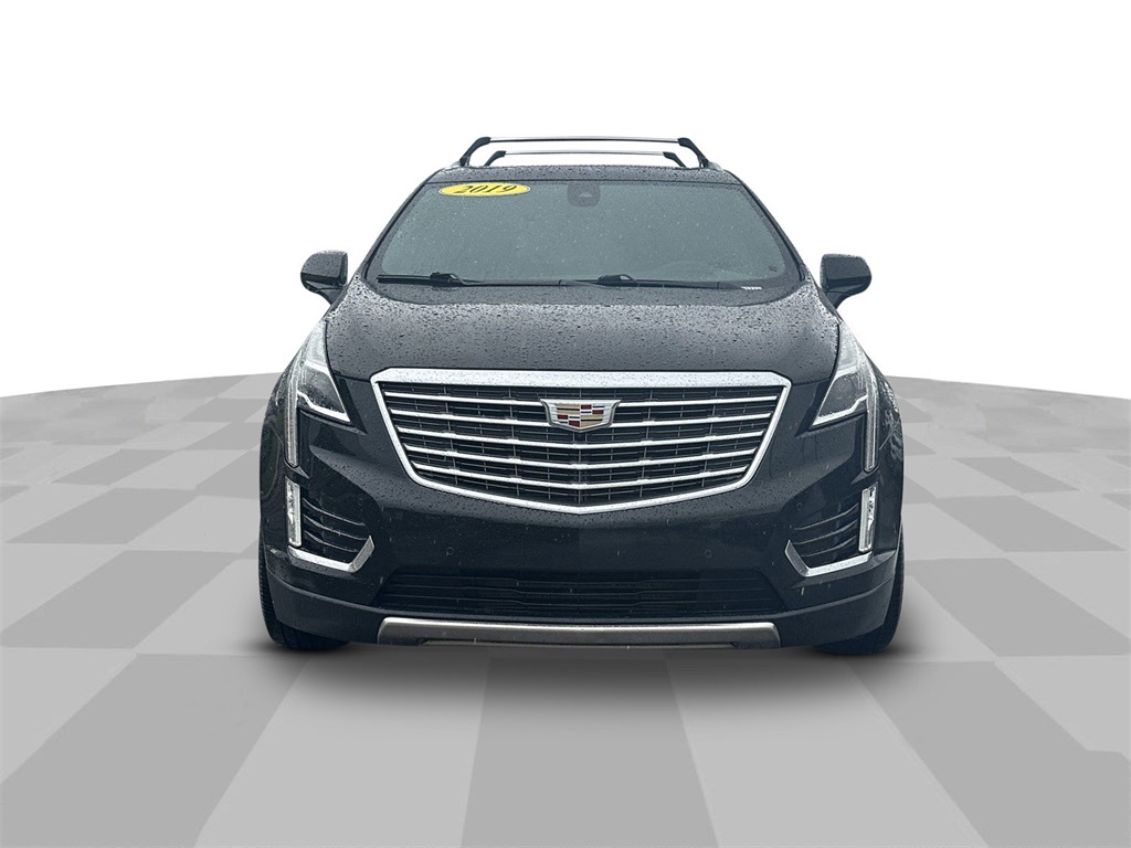 2019 Cadillac XT5 Platinum photo 2