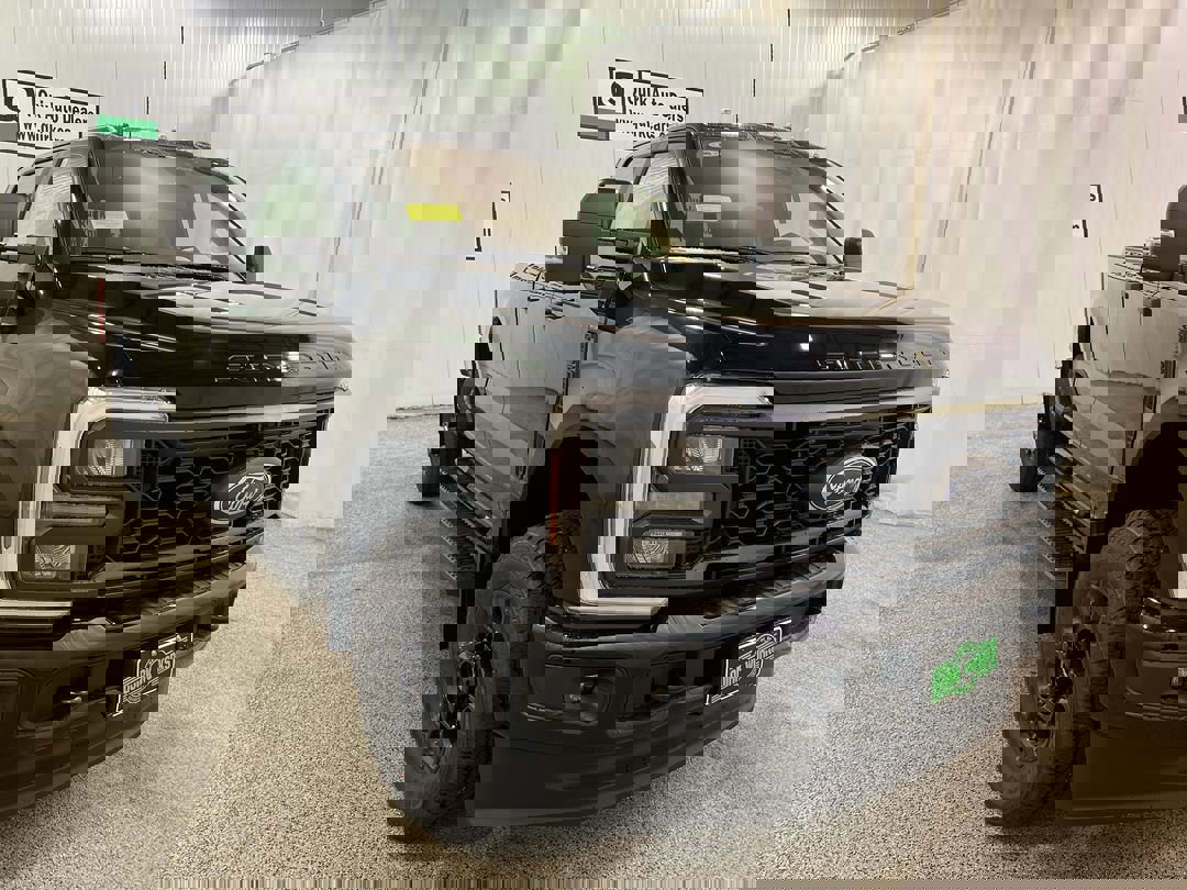 2026 Ford F-350 Super Duty XL's photo