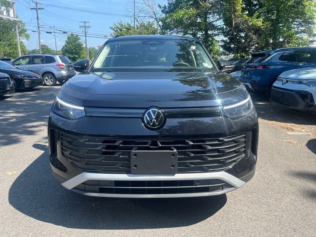 2025 Volkswagen Tiguan S photo 3