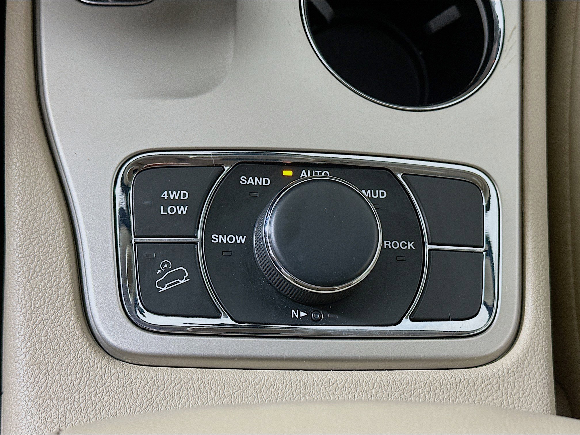 2014 Jeep Grand Cherokee Limited photo 17