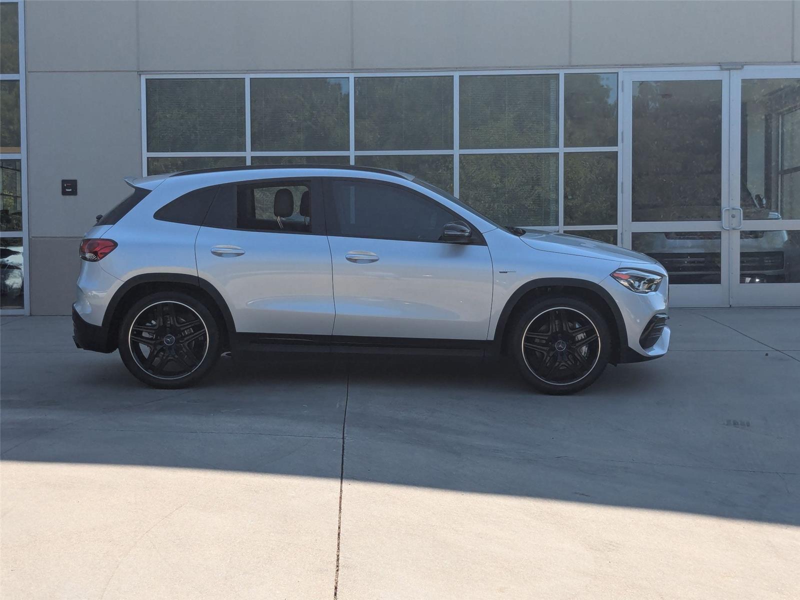 2023 Mercedes Benz GLA AMG 35 4MATIC photo 4