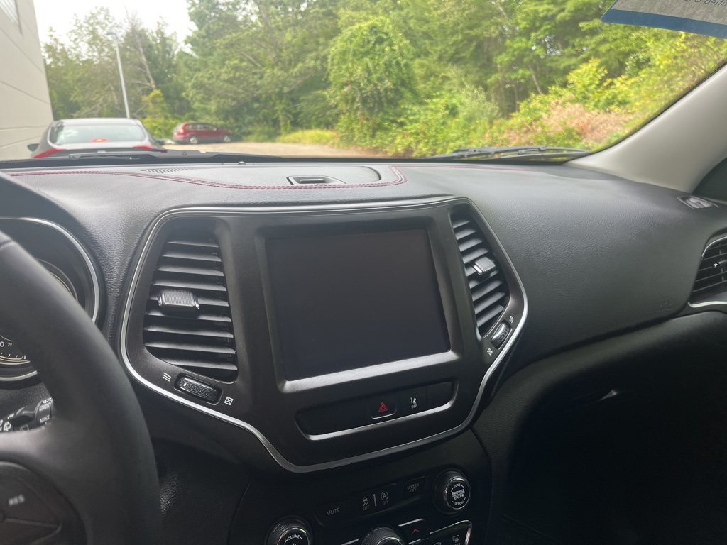 2022 Jeep Cherokee Trailhawk photo 17