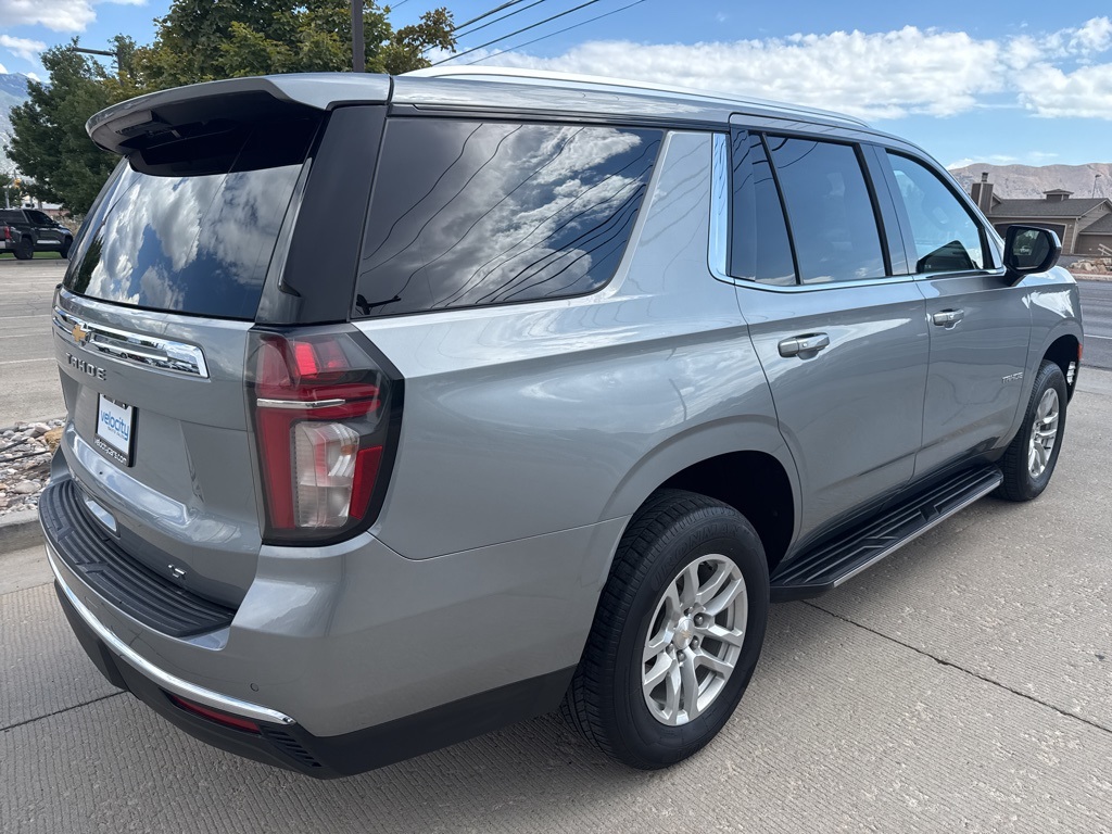 2023 Chevrolet Tahoe LT photo 3