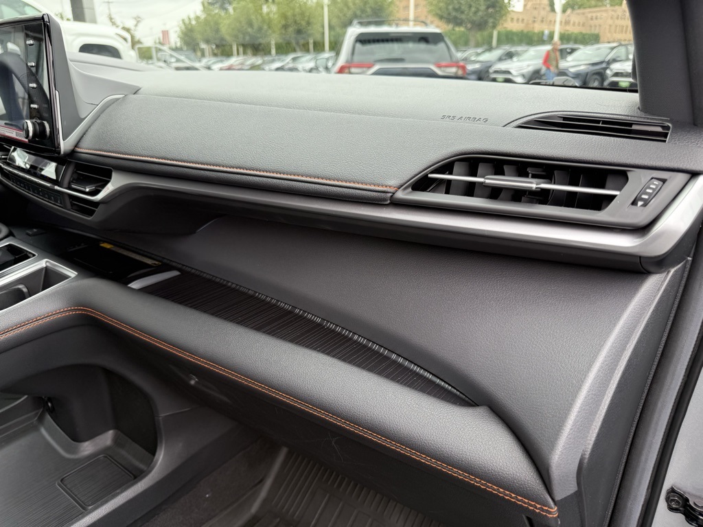 2024 Toyota Sienna XSE photo 20