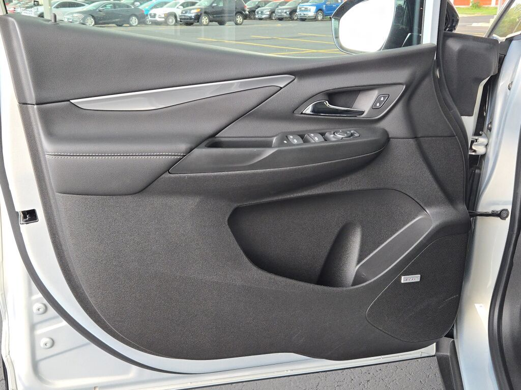 2023 Chevrolet Bolt EV 2LT photo 18