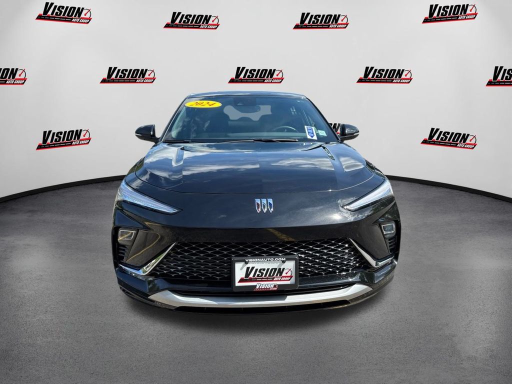 2024 Buick Envista Avenir photo 2