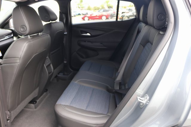 2025 Buick Envista Preferred photo 11
