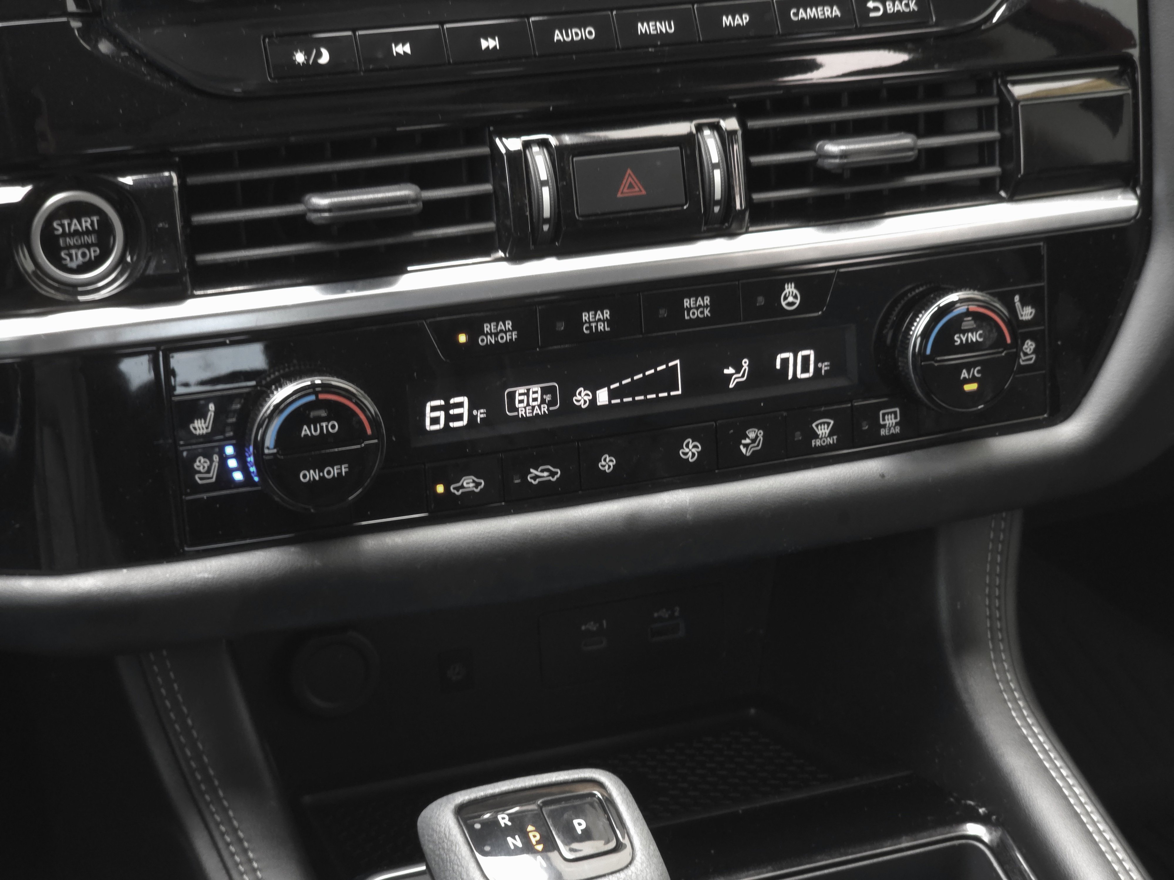2023 Nissan Pathfinder Platinum photo 10