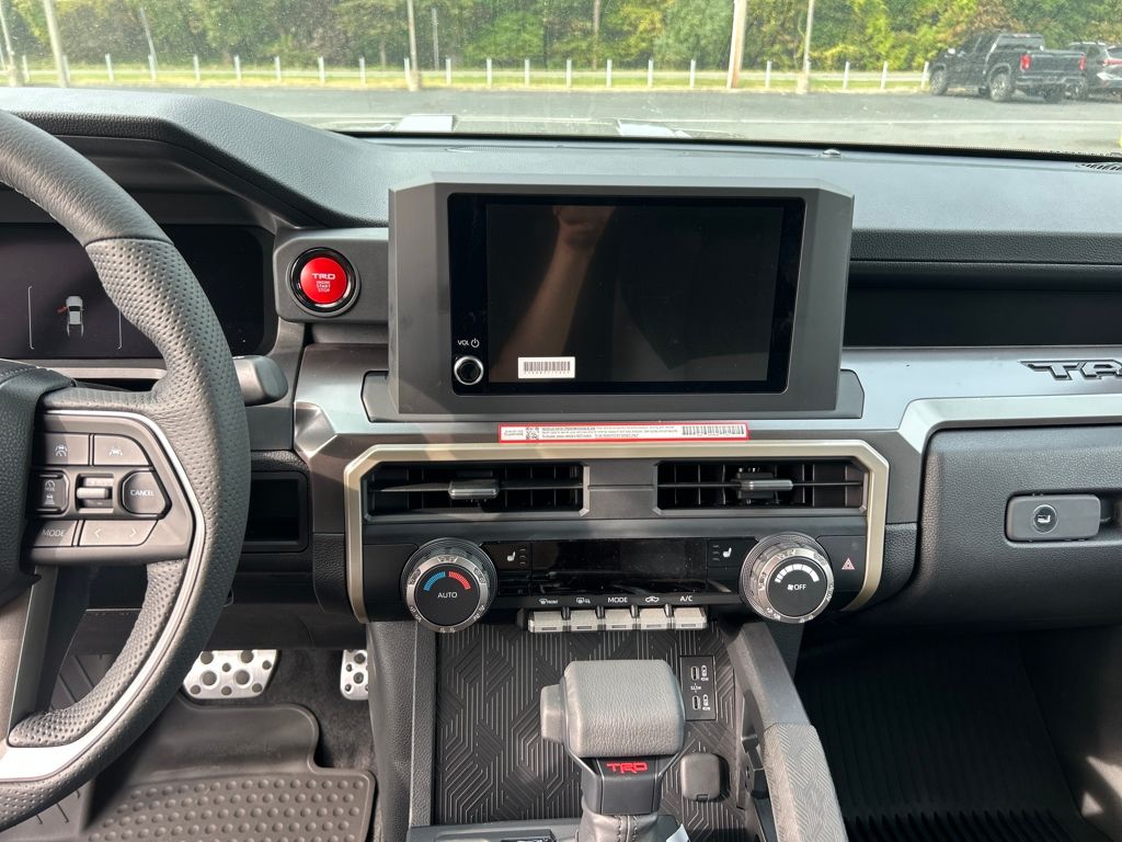 2025 Toyota Tacoma TRD Sport 4x4 Double Cab photo 17