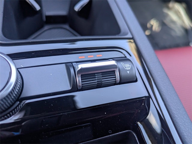 2025 Kia K5 GT-Line photo 22