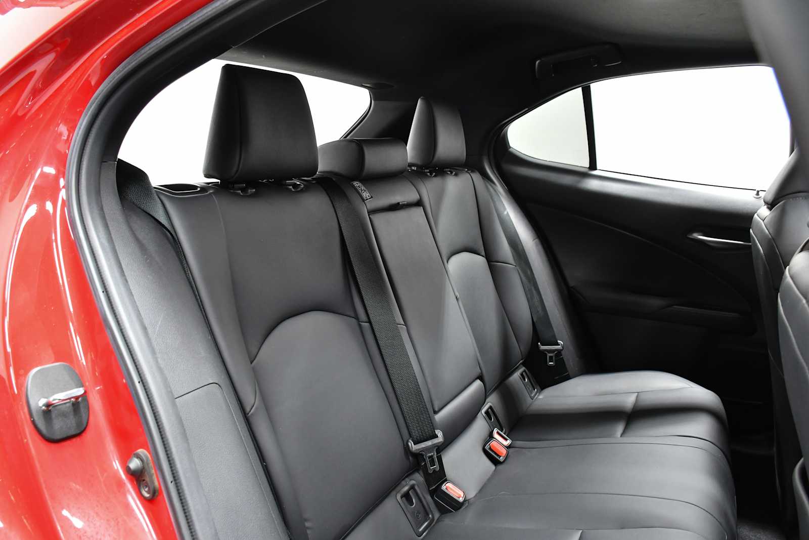 2022 Lexus UX 200 photo 22