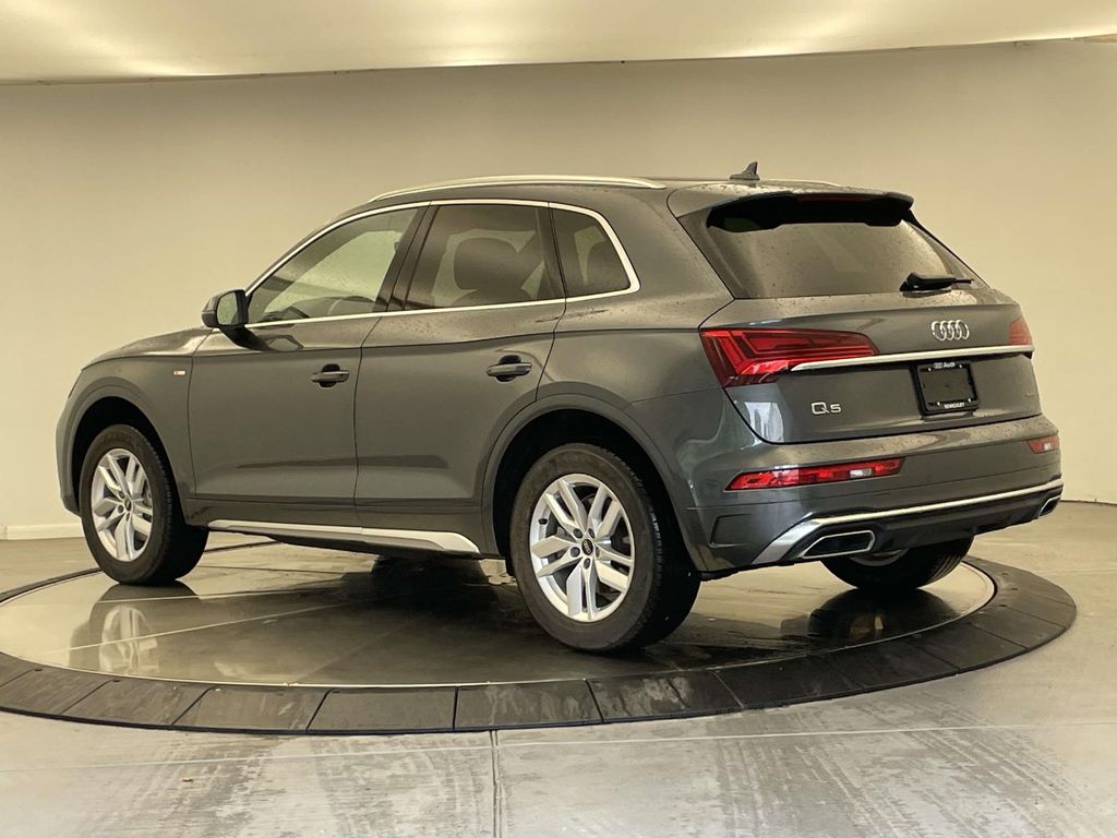 2023 Audi Q5 45 S line Premium photo 3