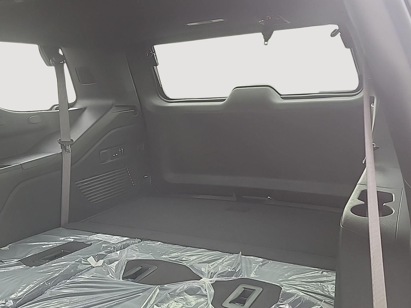 2026 Chevrolet Tahoe RST photo 14