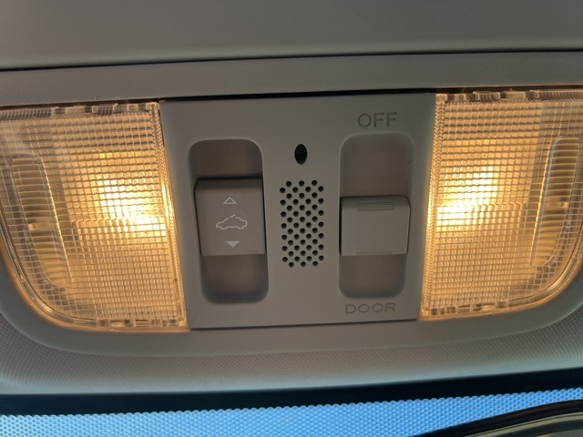 2008 Honda CR-V EX-L photo 18