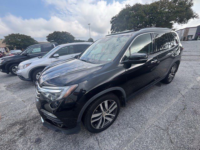2017 Honda Pilot Touring photo 20