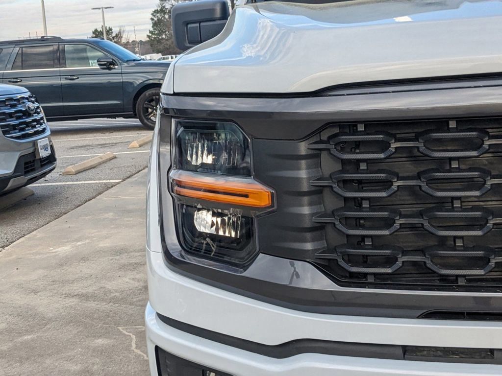 2025 Ford F-150 STX photo 9