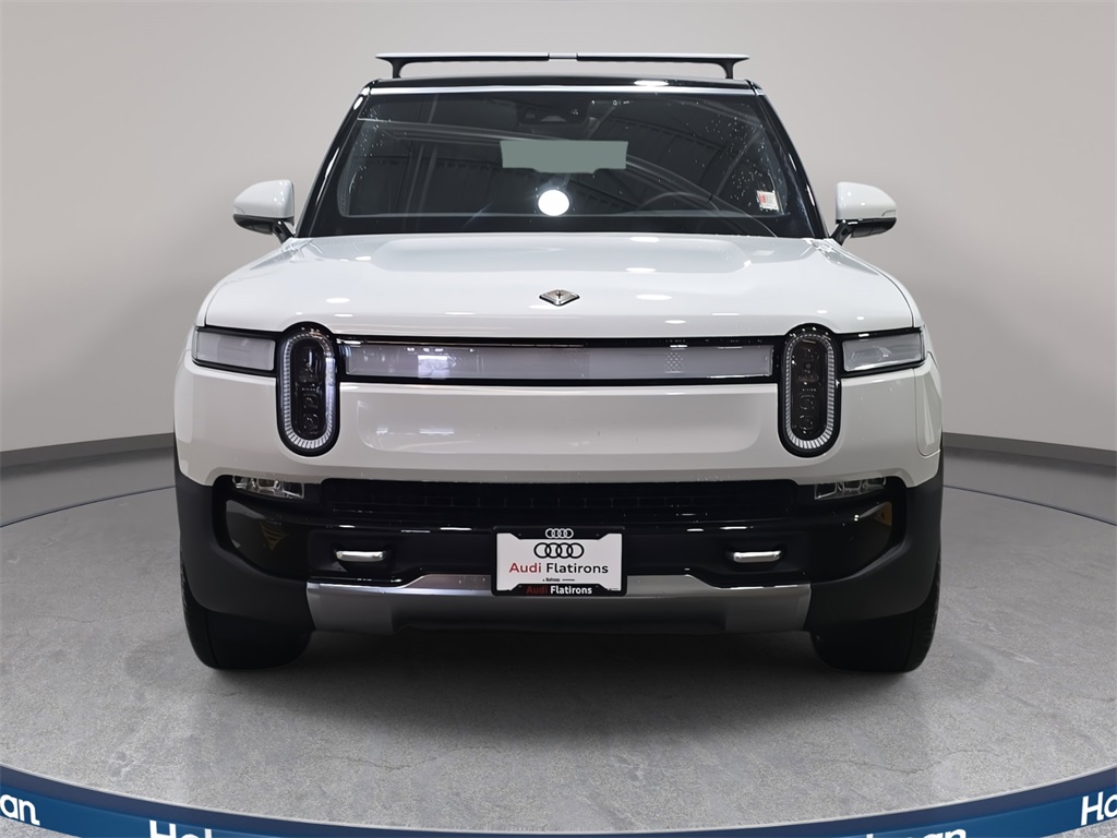 2023 Rivian R1S Adventure photo 2
