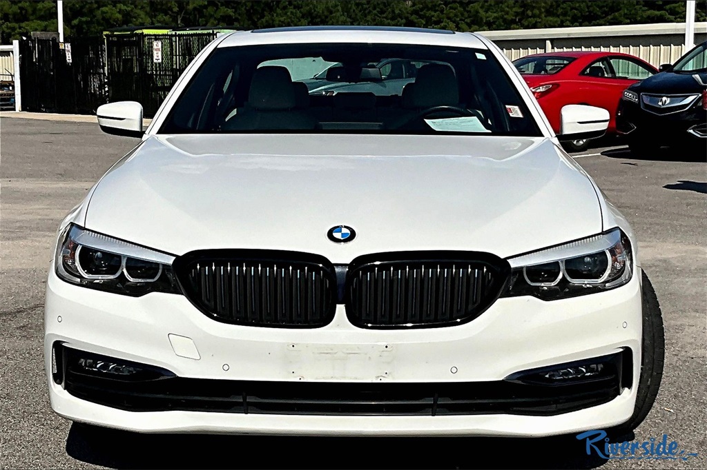 2018 Bmw 530e Sedan photo 2